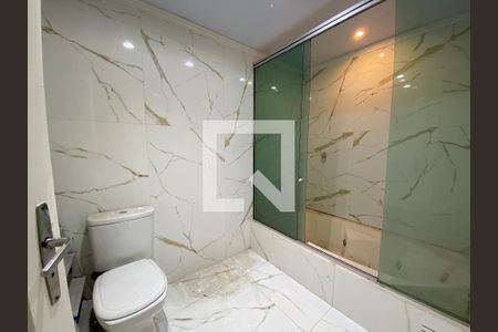 Apartamento à venda com 103m², 3 quartos e sem vagaBanheiro 2