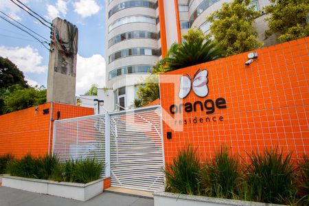 Apartamento à venda com 232m², 4 quartos e 4 vagas Apartamento à venda com 232m², 4 quartos e 4 vagasFachada