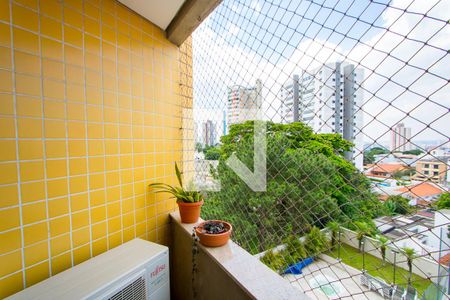 Apartamento à venda com 232m², 4 quartos e 4 vagas Apartamento à venda com 232m², 4 quartos e 4 vagasVaranda do quarto 1