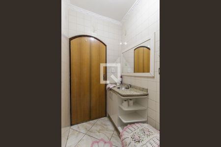 Casa à venda com 205m², 3 quartos e 3 vagas Casa à venda com 205m², 3 quartos e 3 vagasBanheiro 2