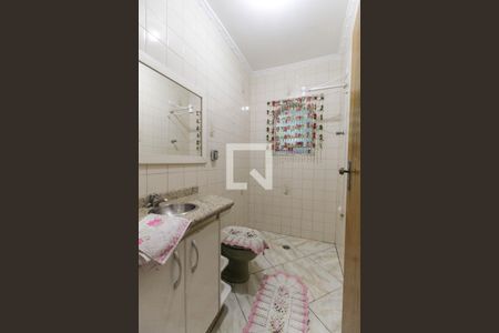 Casa à venda com 205m², 3 quartos e 3 vagas Casa à venda com 205m², 3 quartos e 3 vagasBanheiro 2