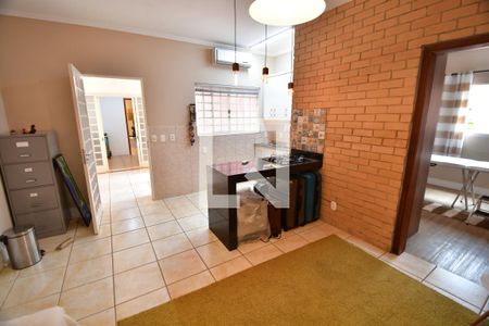 Casa à venda com 302m², 4 quartos e 4 vagasFlat - Sala / Cozinha