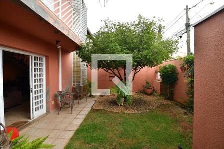 Casa à venda com 302m², 4 quartos e 4 vagasJardim