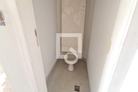 Casa à venda com 220m², 3 quartos e 4 vagasBanheiro de Serviço