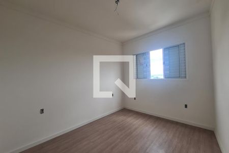 Casa à venda com 220m², 3 quartos e 4 vagasQuarto 2
