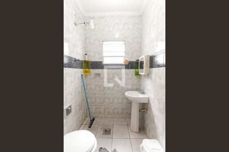 Casa à venda com 150m², 2 quartos e 1 vaga Casa à venda com 150m², 2 quartos e 1 vagaBanheiro da Suíte 2