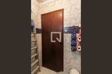 Casa à venda com 150m², 2 quartos e 1 vaga Casa à venda com 150m², 2 quartos e 1 vagaBanheiro