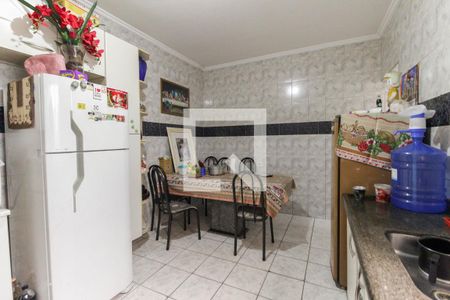 Casa à venda com 150m², 2 quartos e 1 vaga Casa à venda com 150m², 2 quartos e 1 vagaCozinha