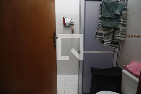 Casa à venda com 321m², 10 quartos e 5 vagasBanheiro da Suíte 2