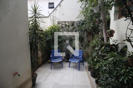 Casa à venda com 321m², 10 quartos e 5 vagasQuintal