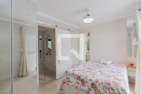 Casa de condomínio à venda com 150m², 3 quartos e 4 vagasSuíte 2