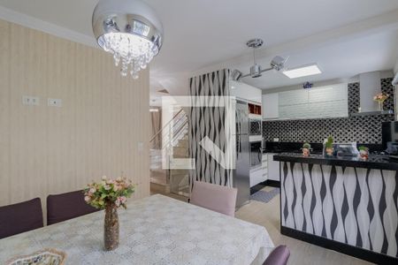 Casa de condomínio à venda com 150m², 3 quartos e 4 vagasCozinha