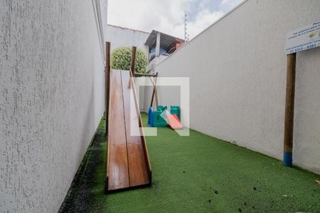 Casa de condomínio à venda com 150m², 3 quartos e 4 vagasÁrea Comum - Playground