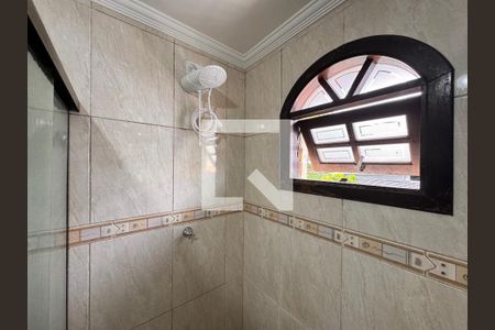 Casa à venda com 140m², 2 quartos e 1 vaga Casa à venda com 140m², 2 quartos e 1 vagaBanheiro da Suíte