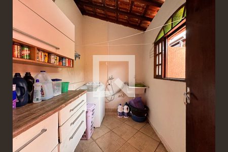 Casa à venda com 140m², 2 quartos e 1 vaga Casa à venda com 140m², 2 quartos e 1 vagaLavanderia