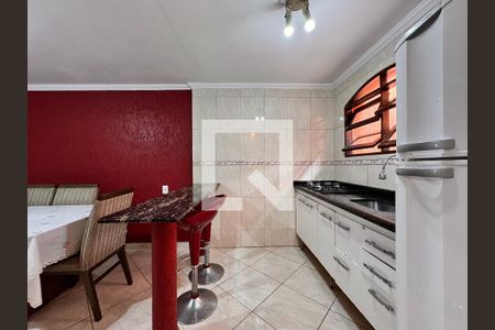 Casa à venda com 140m², 2 quartos e 1 vaga Casa à venda com 140m², 2 quartos e 1 vagaCozinha