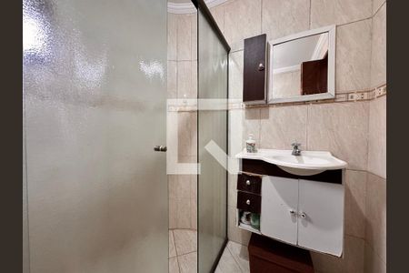 Casa à venda com 140m², 2 quartos e 1 vaga Casa à venda com 140m², 2 quartos e 1 vagaBanheiro da Suíte