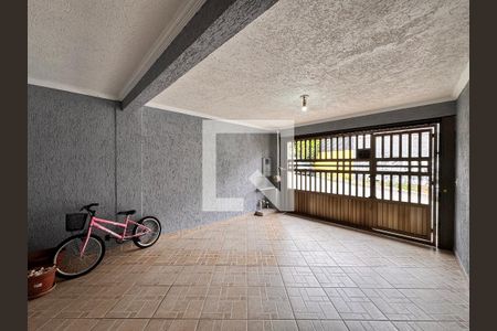 Casa à venda com 140m², 2 quartos e 1 vaga Casa à venda com 140m², 2 quartos e 1 vagaGaragem