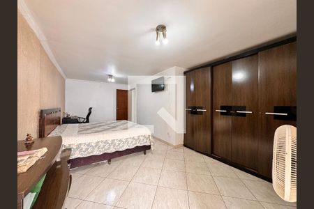 Casa à venda com 140m², 2 quartos e 1 vaga Casa à venda com 140m², 2 quartos e 1 vagaSuite