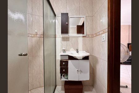Casa à venda com 140m², 2 quartos e 1 vaga Casa à venda com 140m², 2 quartos e 1 vagaBanheiro da Suíte