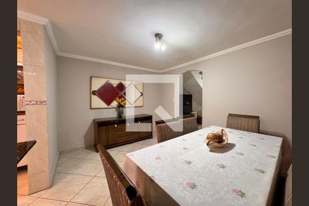 Casa à venda com 140m², 2 quartos e 1 vaga Casa à venda com 140m², 2 quartos e 1 vagaCozinha