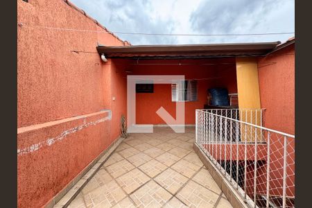 Casa à venda com 140m², 2 quartos e 1 vaga Casa à venda com 140m², 2 quartos e 1 vagaÁrea externa
