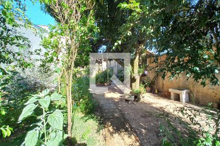 Casa à venda com 150m², 3 quartos e 3 vagasQuintal 