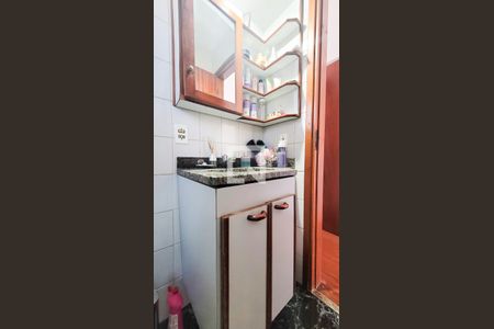 Apartamento à venda com 92m², 3 quartos e 1 vaga Apartamento à venda com 92m², 3 quartos e 1 vagaBanheiro da Suite Master