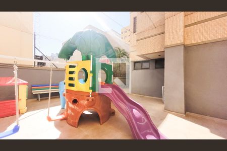 Apartamento à venda com 92m², 3 quartos e 1 vaga Apartamento à venda com 92m², 3 quartos e 1 vagaÁrea comum - Playground