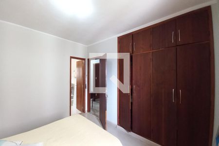 Casa à venda com 236m², 4 quartos e 3 vagasQuarto 3