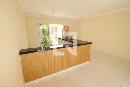 Casa à venda com 200m², 3 quartos e 6 vagasCozinha