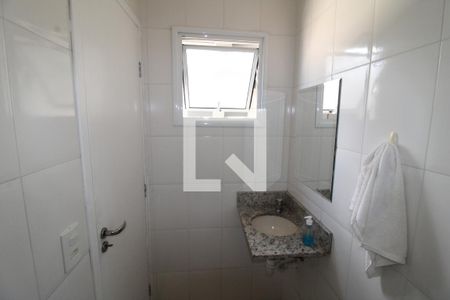 Casa à venda com 200m², 3 quartos e 6 vagasGaragem - Banheiro