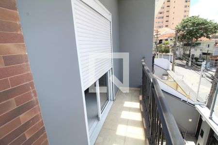 Casa à venda com 200m², 3 quartos e 6 vagasQuarto 1 - Varanda