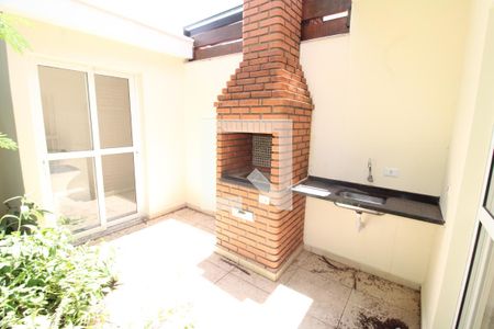 Casa à venda com 200m², 3 quartos e 6 vagasCozinha - Quintal