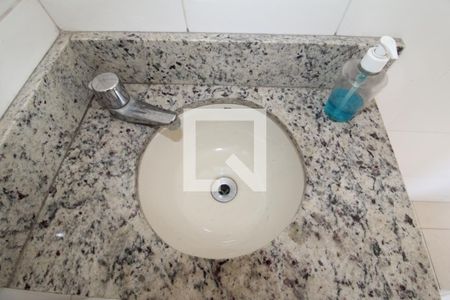 Casa à venda com 200m², 3 quartos e 6 vagasGaragem - Banheiro