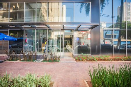 Studio à venda com 25m², 1 quarto e sem vaga Studio à venda com 25m², 1 quarto e sem vagaFachada