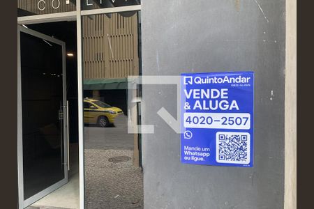 Studio à venda com 36m², 1 quarto e sem vaga Studio à venda com 36m², 1 quarto e sem vagaPlaca