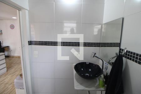 Casa à venda com 130m², 5 quartos e 2 vagasBanheiro