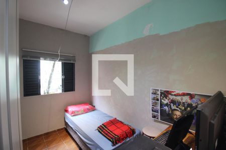 Casa à venda com 130m², 5 quartos e 2 vagasQuarto 2