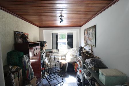 Casa à venda com 130m², 5 quartos e 2 vagasQuarto 3