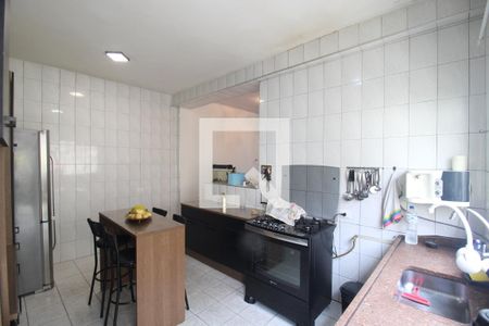 Casa à venda com 130m², 5 quartos e 2 vagasCozinha