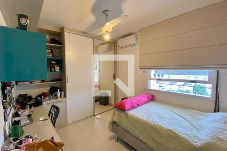 Apartamento à venda com 200m², 5 quartos e 2 vagas Apartamento à venda com 200m², 5 quartos e 2 vagasQuarto 3
