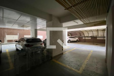 Apartamento à venda com 200m², 5 quartos e 2 vagas Apartamento à venda com 200m², 5 quartos e 2 vagasGaragem