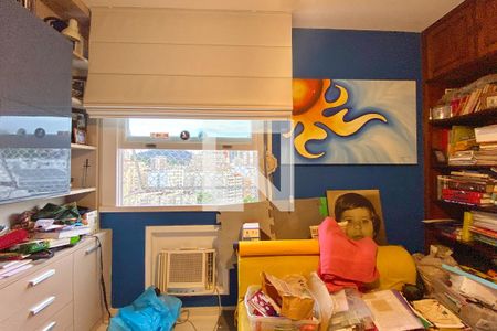 Apartamento à venda com 200m², 5 quartos e 2 vagas Apartamento à venda com 200m², 5 quartos e 2 vagasQuarto 4