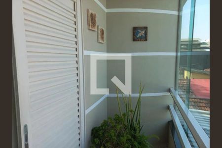 Casa à venda com 121m², 3 quartos e 3 vagas