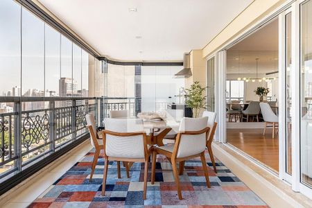 Apartamento à venda com 557m², 4 quartos e 5 vagas