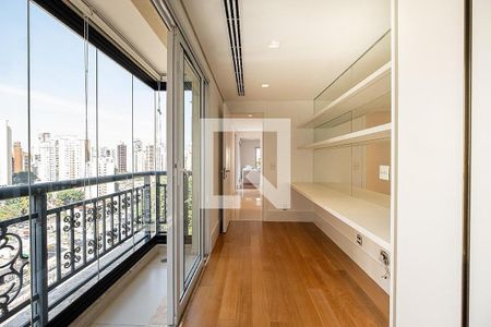 Apartamento à venda com 557m², 4 quartos e 5 vagas