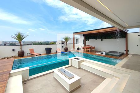 Casa de condomínio à venda com 290m², 3 quartos e 4 vagasPiscina