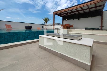 Casa de condomínio à venda com 290m², 3 quartos e 4 vagasQuintal