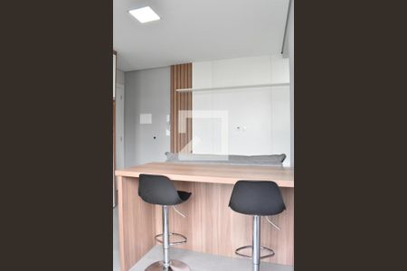 Sala/Cozinha de apartamento para alugar com 1 quarto, 35m² em Cajuru, Curitiba
